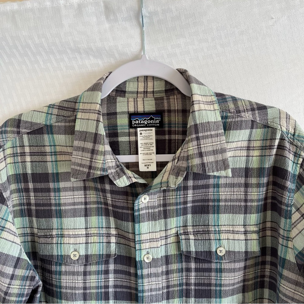 Patagonia Organic Cotton Plaid Button Up Shirt Green/Charcoal Size Med - Picture 6 of 9